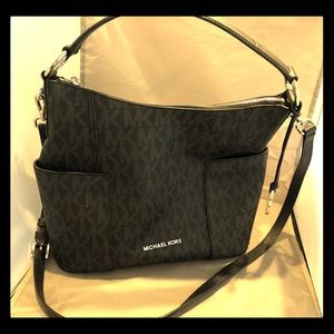 Michael Kors Large Tote / Cross Bag